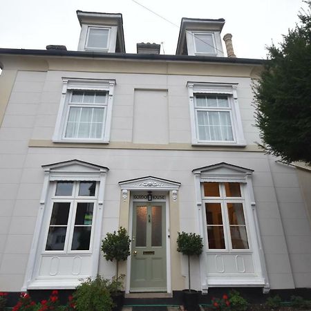 Gordon House Bed & Breakfast Wimborne Minster Exterior photo
